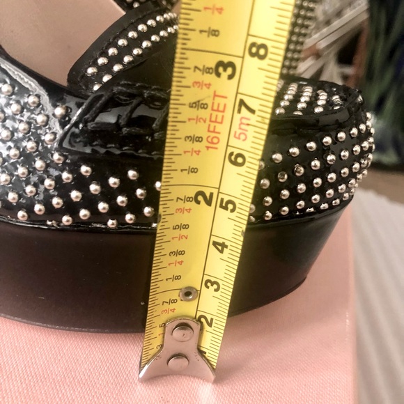 AUTHENTIC MIU MIU PATENT LEATHER HEELS $950 36 - Picture 16 of 16